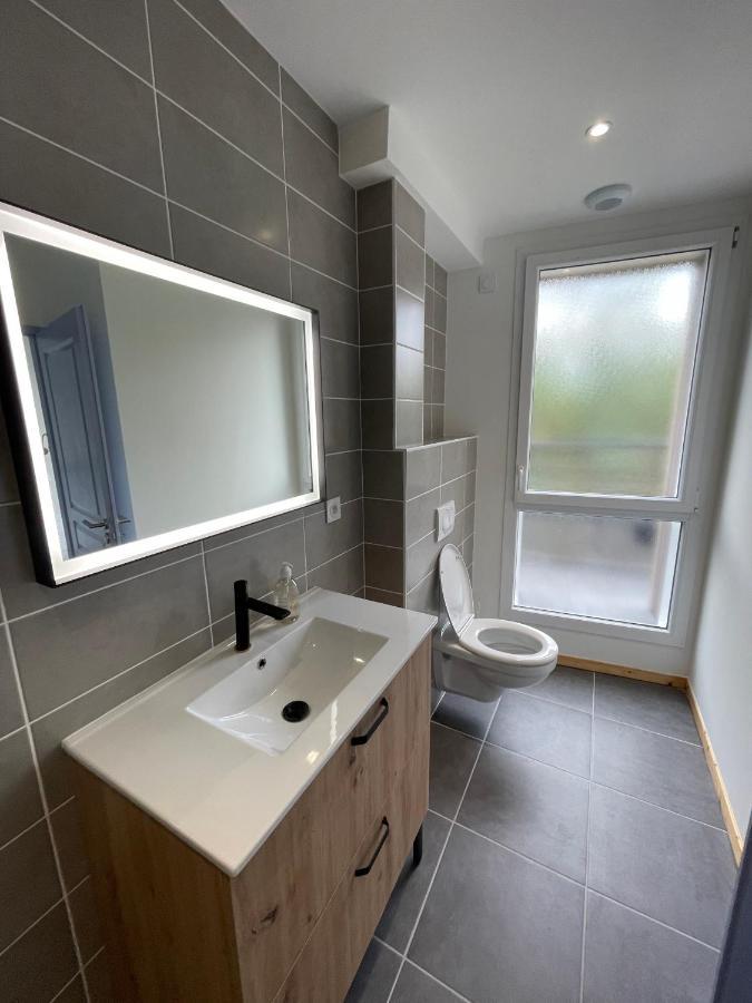 Le Salvador - Appart'Hotel De 18M2 A 44M2 La Talaudiere Bagian luar foto