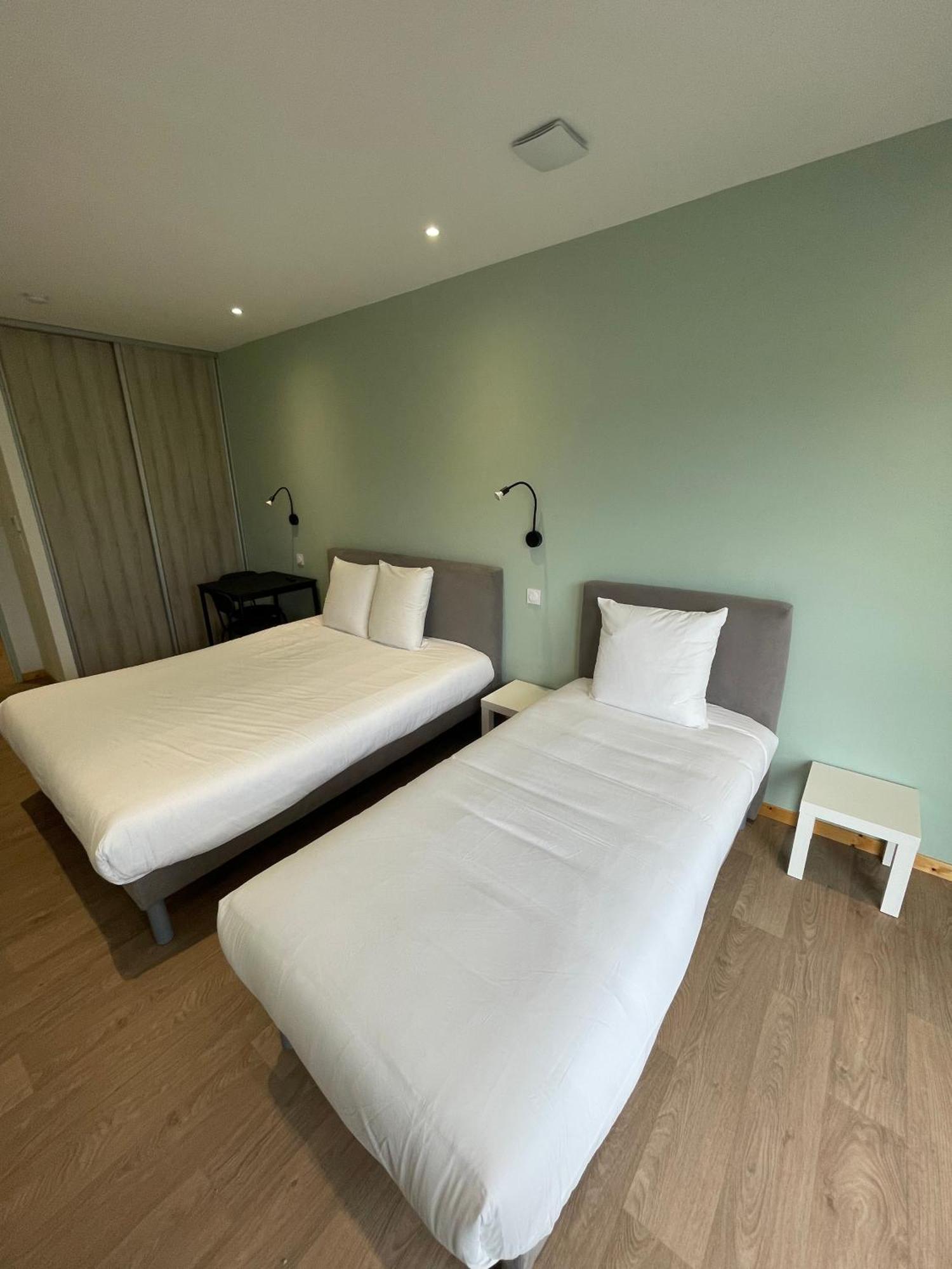 Le Salvador - Appart'Hotel De 18M2 A 44M2 La Talaudiere Bagian luar foto
